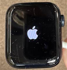 Apple Watch SE (2022) 40mm Midnight Aluminum Caes GPS NO BAND